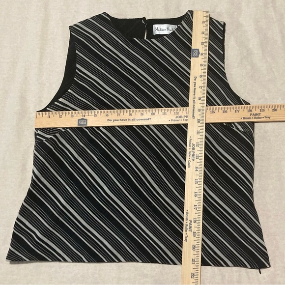 Madison Studio 100% Silk Black and White Striped Sleeveless Top - Picture 3 of 11